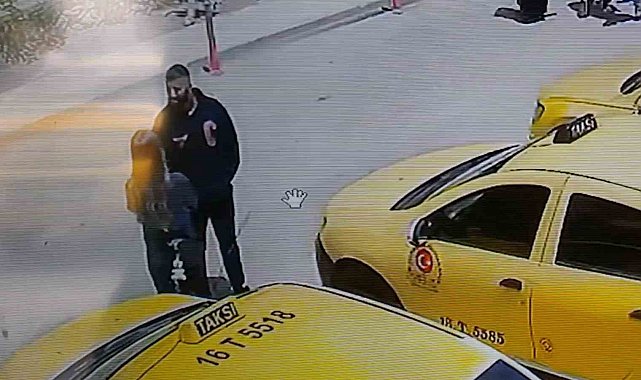 Eski nişanlısını sokak ortasında silahla vurdu