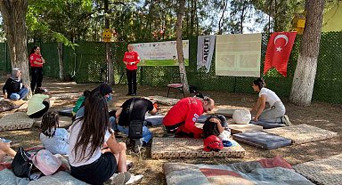 Eskişehir'de çocuklar için tırmanma duvarı etkinliğine destek verildi
