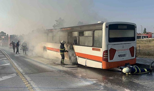 Eskişehir'de yolcu otobüsü yandı: 1 yaralı