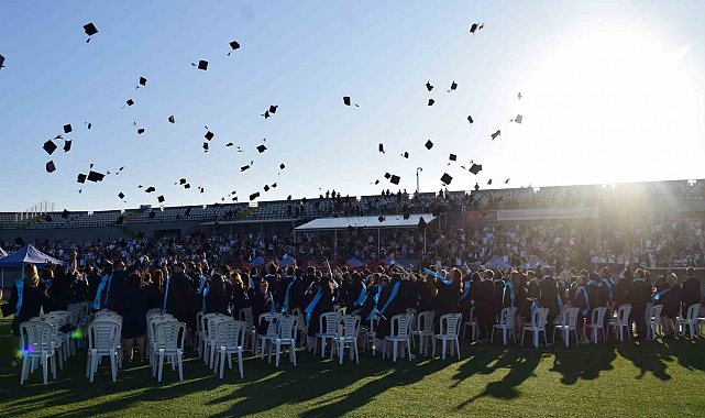 ESOGÜ Tıp Fakültesi 2025 mezunlarını verdi