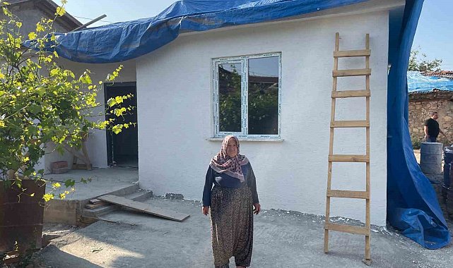 Evi kül olan 72 yaşındaki kadının yüzü İHA'nın haberinden sonra güldü