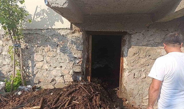 Evin bodrumunda çıkan yangın büyümeden söndürüldü