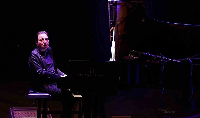 Fazıl Say'ın bestelediği "İznik Türküsü" dünya sahnesinde