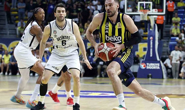 Fenerbahçe, final serisinde 1-0 öne geçti