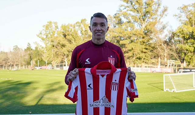 Fernando Muslera, Estudiantes ile sözleşme imzaladı