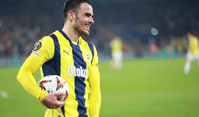 Filip Kostic'in Fenerbahçe macerası sona erdi