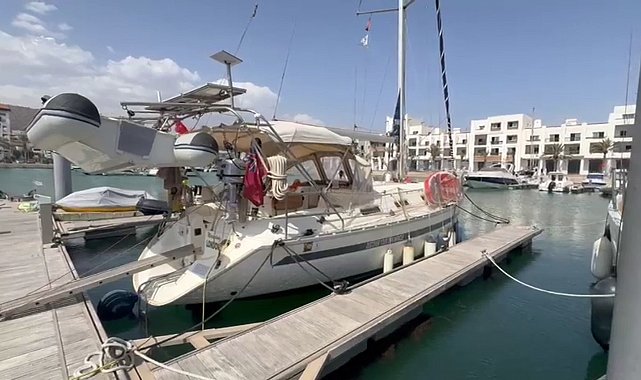 Filistin'e destek için yelken açtı, motor arızası sebebiyle Fas'ta beklemek zorunda kaldı