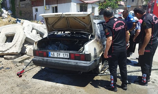 Fırından aldığı köz otomobili yaktı