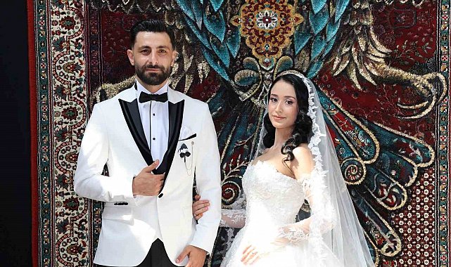 Fotoğraf çekimine gelen gelin ve damat festivale renk kattı