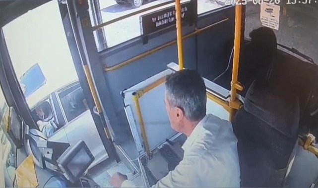 Gaziantep'te otobüs şoförüne direksiyon başında silahlı saldırı: O anlar kamerada