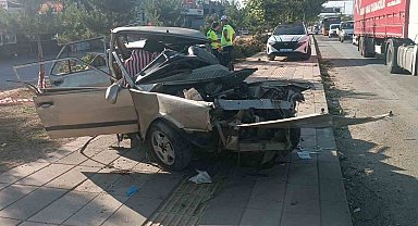 Gaziantep'teki feci kazada Tofaş sürücüsü kurtarılamadı