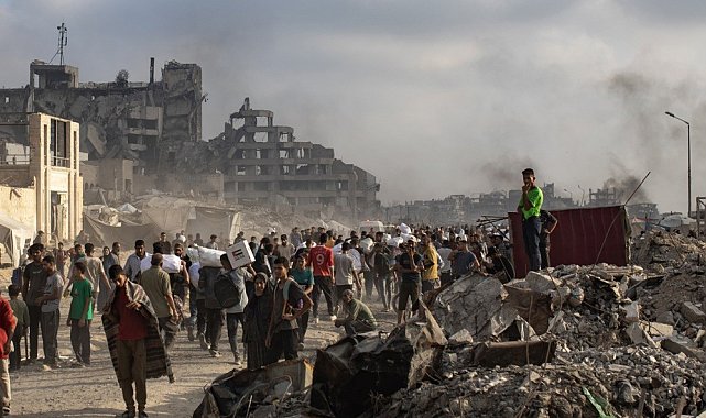 Gazze'de can kaybı 55 bin 998'e yükseldi