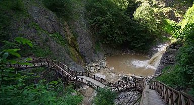 Giresun Valiliği: "Mavi Göl'deki ıslah çalışmaları 20 gün içerisinde tamamlanacak"