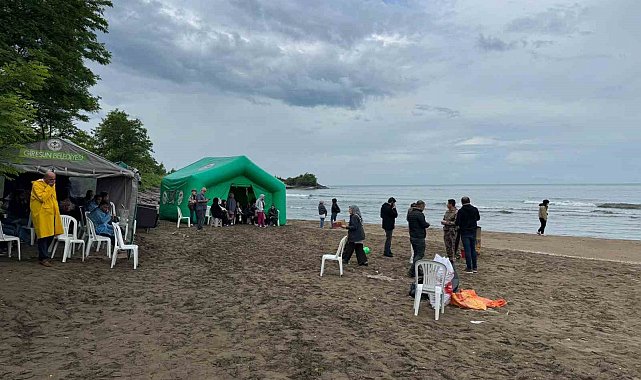 Giresun'da denizde kaybolan çocuğu arama çalışmaları devam ediyor