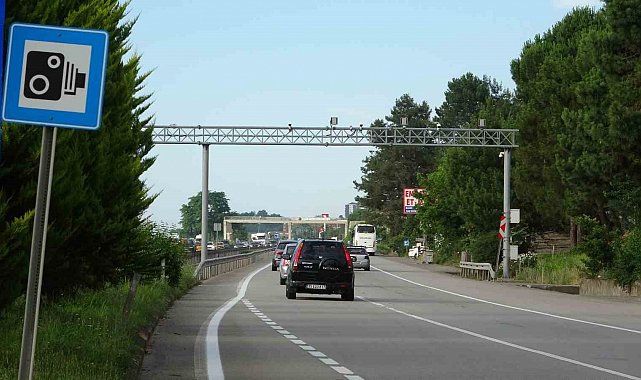 Giresunlu sanatçı yollardaki radarlara tepkisini türküyle anlattı