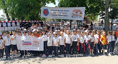 Girişimci çocuklar hem üretti hem öğrendi