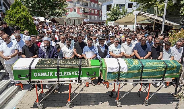 Gölde boğulan iki küçük kuzen yan yana uğurlandı