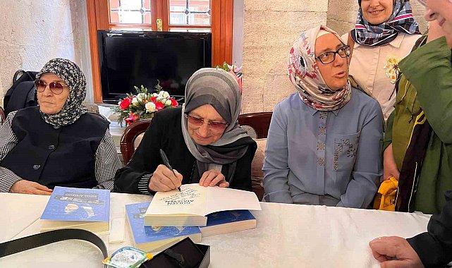 Gönüllülüğe adanmış bir ömür kitap oldu: Dr. Gülsen Ataseven'in hikayesi okuyucuyla buluştu