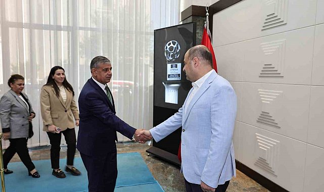 Gülpınar personelleriyle bayramlaştı