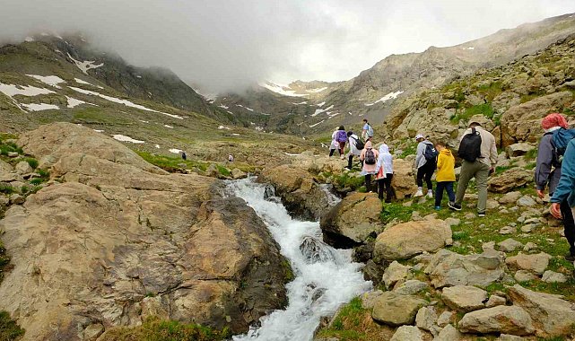 Gümüşhane'nin Artabel Gölleri'nden nefes kesen manzaralar