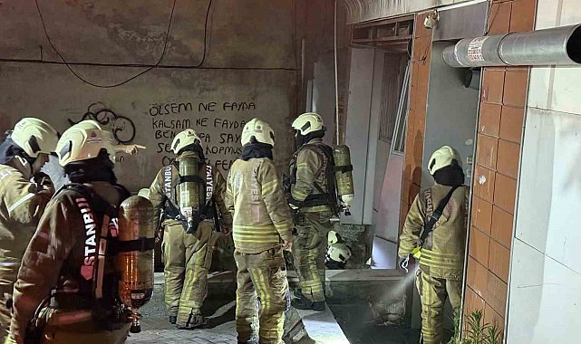 Güngören'de tekstil malzemesi üretimi yapan firmada korkutan yangın