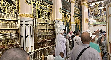 Hacılar Ravda-ı Mutahhara'ya koştular