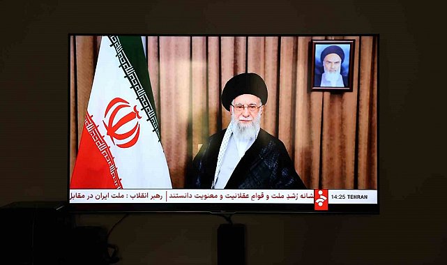 Hamaney: "ABD, askeri bir müdahalenin kendileri için telafisi mümkün olmayan zararlara yol açacağını bilmeli"