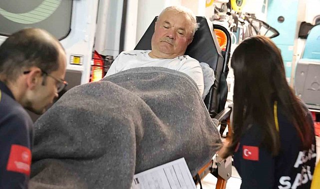 Hasan Dağı'nda yaralanıp mahsur kalan 1'i çocuk 4 kişi kurtarıldı