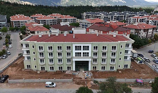 Hasan Özcan Yaşam Evi'nde çalışmalar devam ediyor