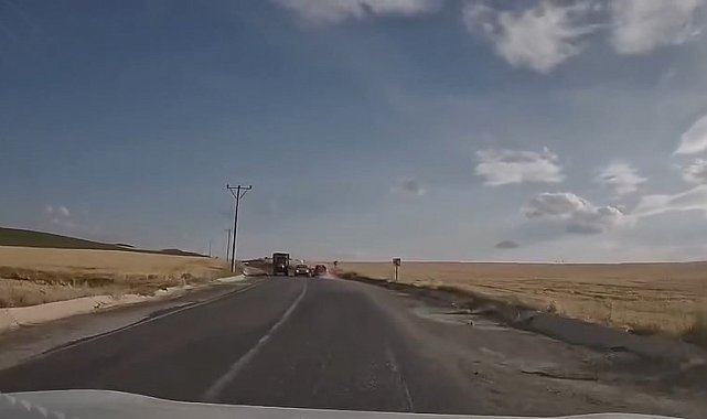 Hatalı sollama yapan sürücü yürekleri ağza getirdi