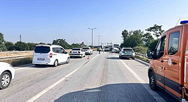 Hatay'da kamyon 3 aracı biçti: 1 ölü, 10 yaralı