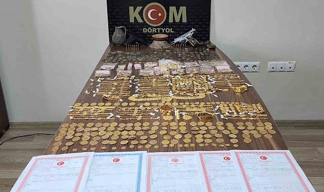 Hatay'da piyasaya sürülmeye hazır onlarca sahte altın ele geçirildi