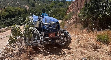 Hatay'da traktör devrildi: 2 yaralı