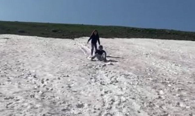 Haziran ayında yaylada kar keyfi