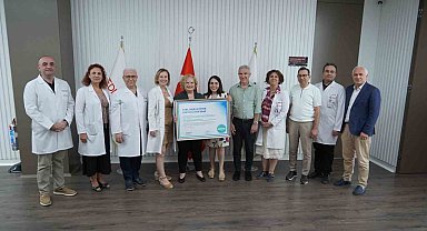 İEÜ Medical Point Hastanesi'ne uluslararası akreditasyon