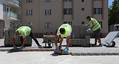 İnegöl'ün çıkmaz sokakları otoparka dönüşüyor