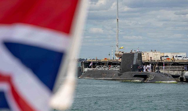 İngiltere nükleer enerjili saldırı denizaltı filosunu büyütüyor