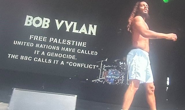 İngiltere'de müzik festivalinde İsrail karşıtı sloganlara polis incelemesi