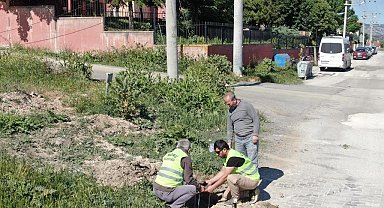 İnönü Belediyesi'nden aydınlatma direği yapım çalışmaları