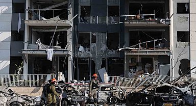 İran, Beerşeba kentini füzeyle vurdu: Microsoft binası yakınında yangın