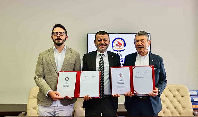 İş adamı Derya Baltalı, Menderes Bulvarı'na modern bir yaya üst geçidi için çalışmalara başladı