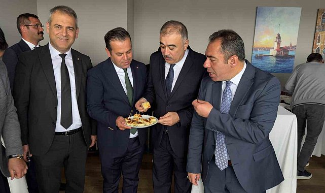 İş Dünyası Kars'ta buluştu, Erzurum su böreği damga vurdu