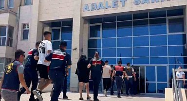 İş yerlerini kurşunlayıp zarar veren 2 şüpheli tutuklandı: O anlar kamerada