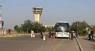 İsrail'in İran'a saldırısı hava ulaşımını etkiledi, Irak'a giden uçaklar Şırnak'a indi