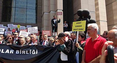 İstanbul Barosu avukatlarının Mehmet Pehlivan'ın tutuklanmasına itirazı sonrası ortalık karıştı