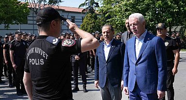 İstanbul Valisi Davut Gül'den Çevik Kuvvet'e bayram ziyareti