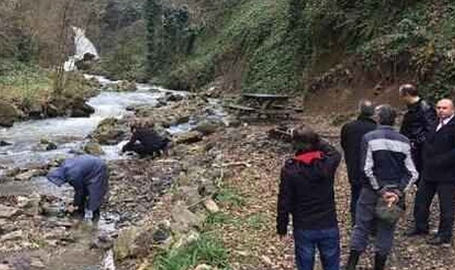 İzinsiz 33 kaynaktan su çektiği öne sürülen firmanın tesis ve üretim izni iptal edildi