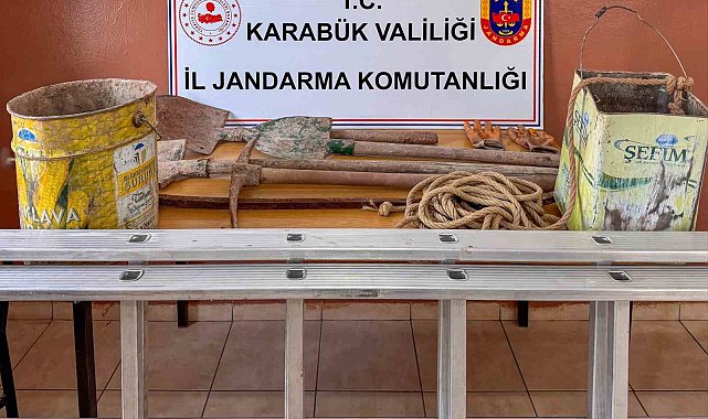 İzinsiz kazı yapan 2 kişi suçüstü yakalandı