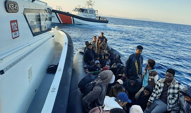 İzmir açıklarında 20 düzensiz göçmen yakalandı, 34 göçmen kurtarıldı