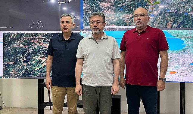 İzmir'de 5 köy ve 2 mahalle tedbiren boşaltıldı